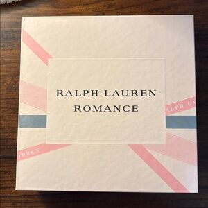 Ralph Lauren Romance 3 piece Gift Set New in presentation box 💋